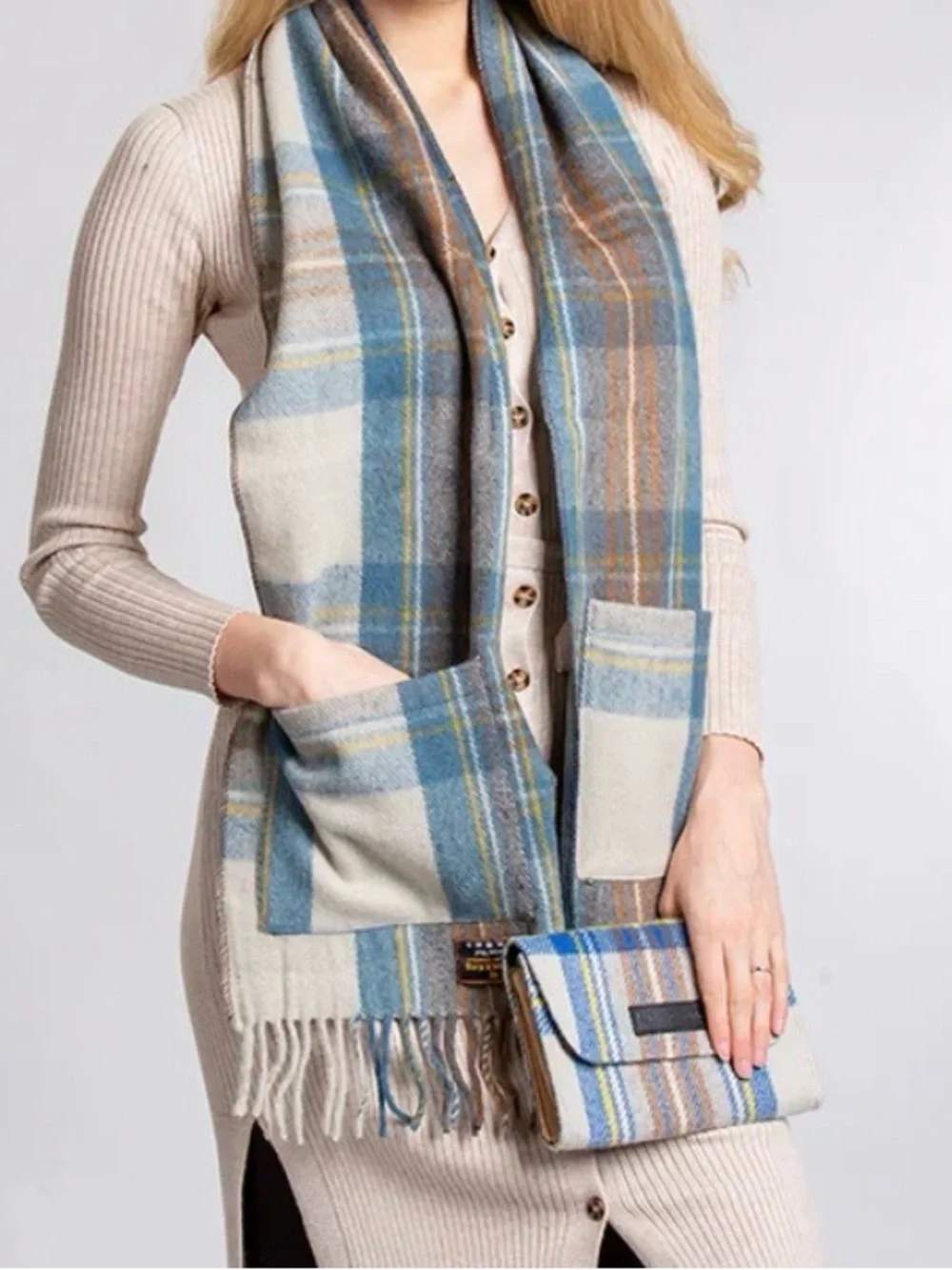PATRICK KING WOOLLEN COMPANY Stewart Muted Blue Deluxe Pocket Scarf